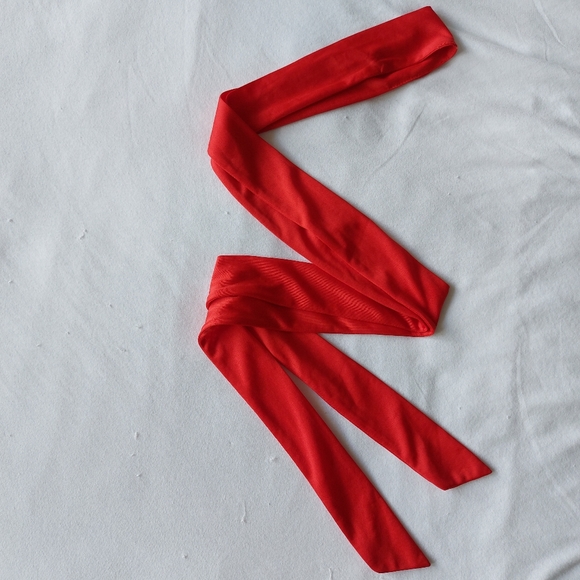 H&M | Pleated Blouse - Picture 7 of 8